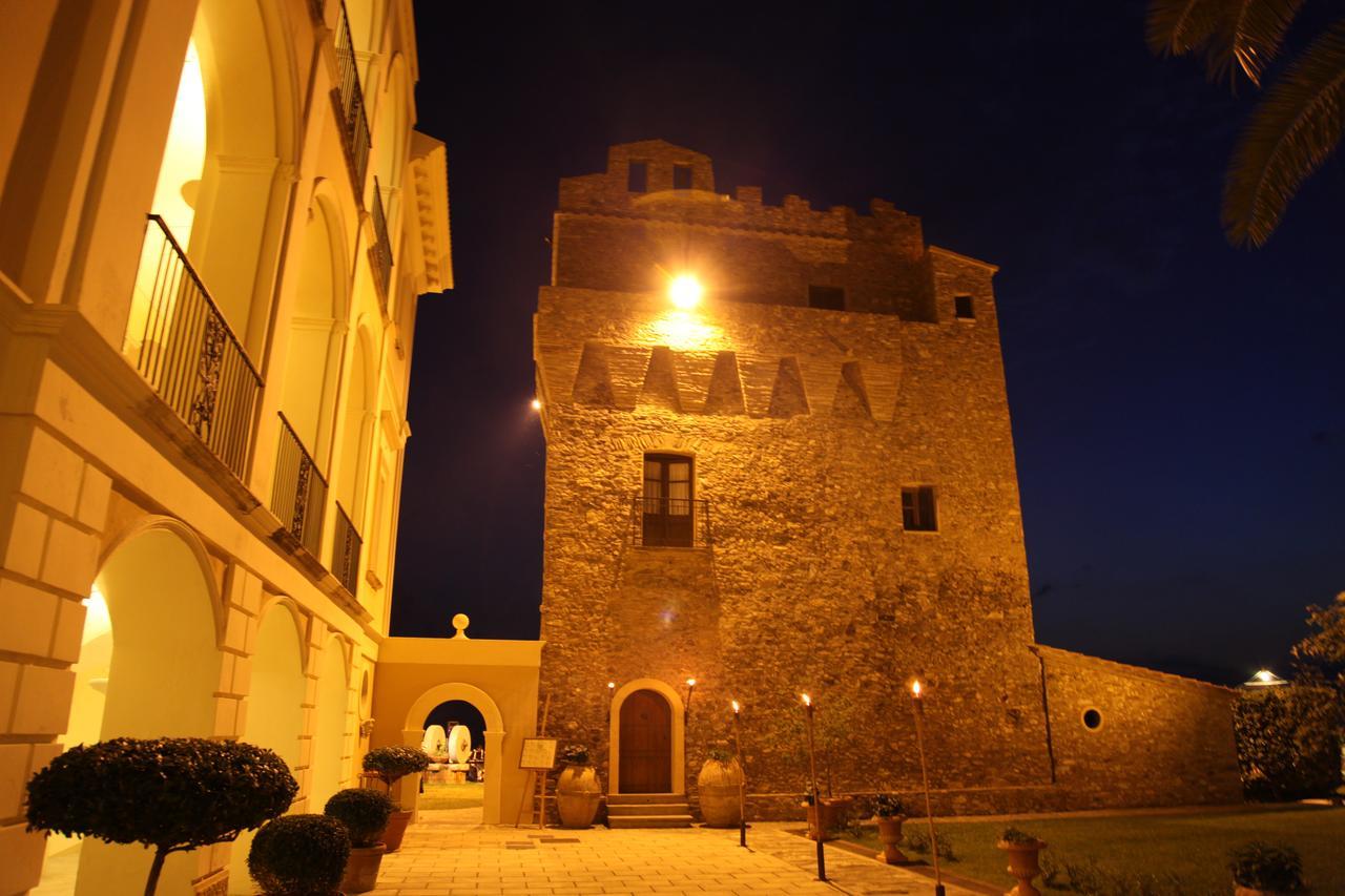 Отель Palazzo Del Capo Читтаделла-дель-Капо Экстерьер фото