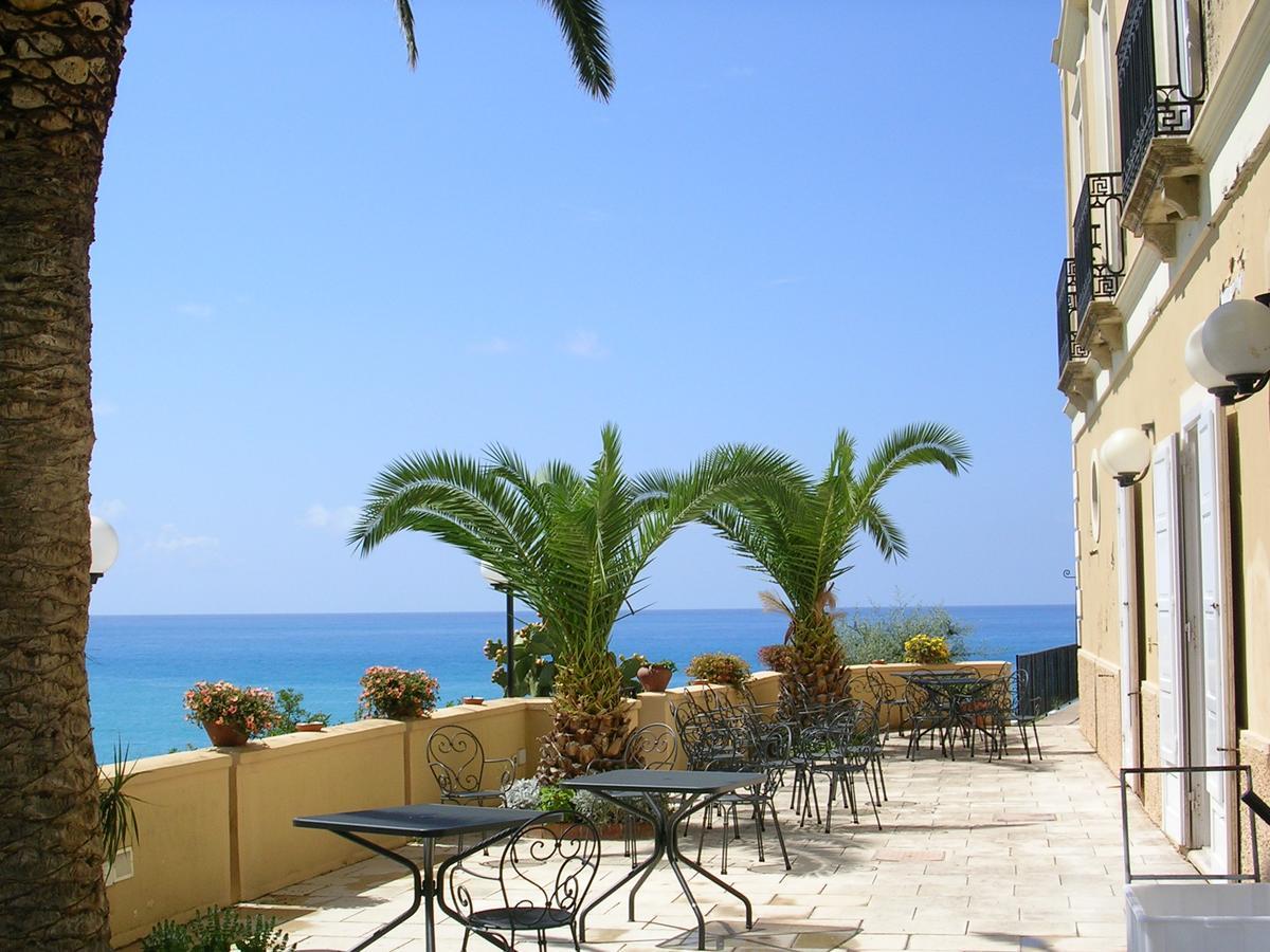 Отель Palazzo Del Capo Читтаделла-дель-Капо Экстерьер фото